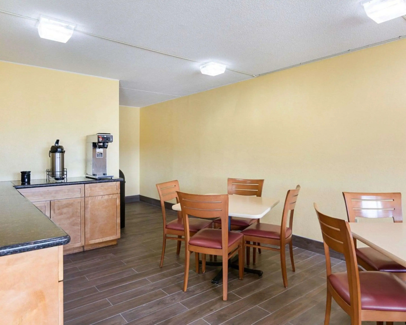 Rodeway Inn Joint Base Andrews Area