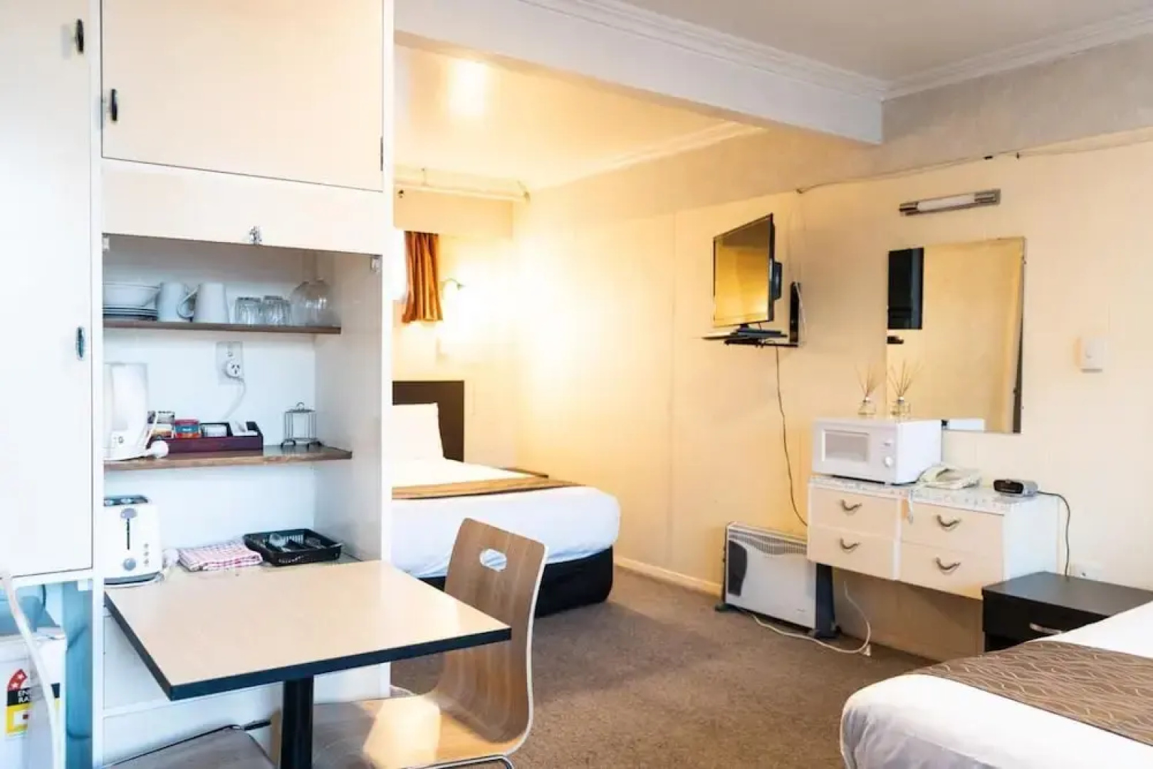 Mayfair Court Motel