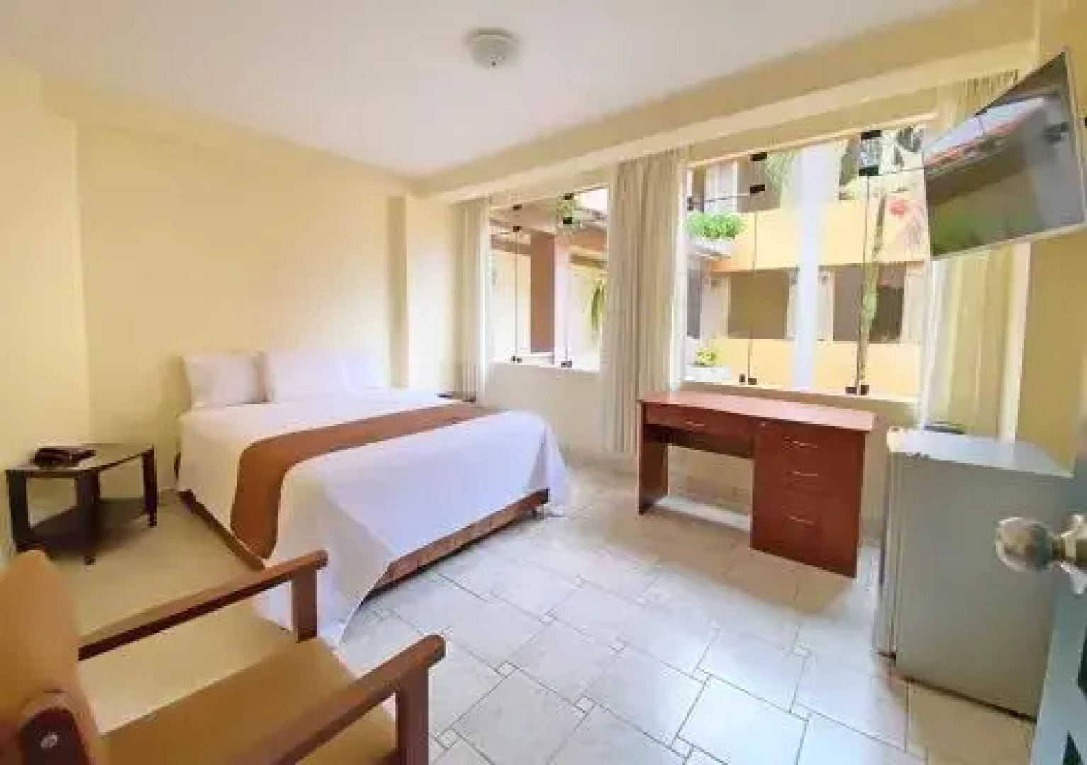 Gran Bombonaje Rioja Hotel