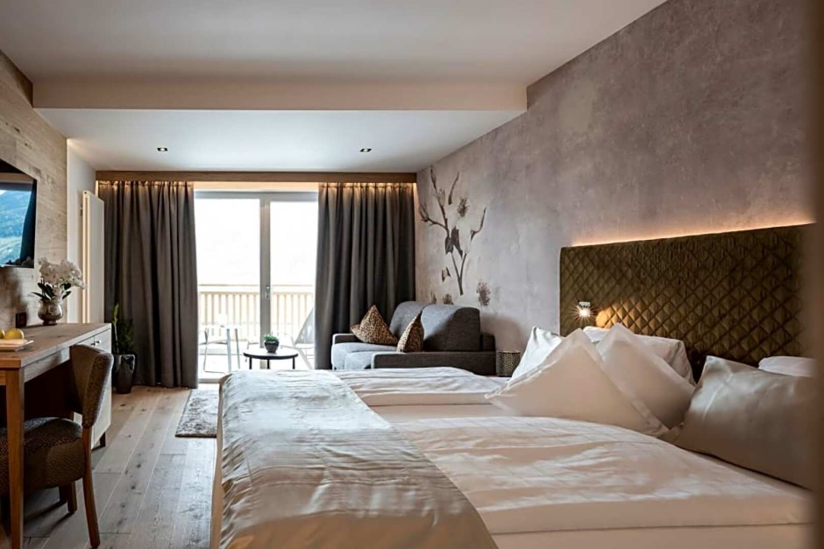 Small & Beautiful Hotel Gnaid