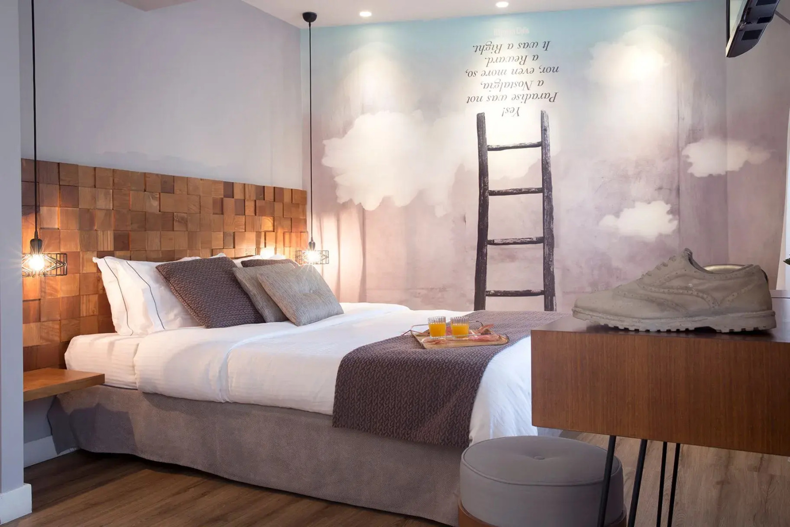 Apollon Library Suites