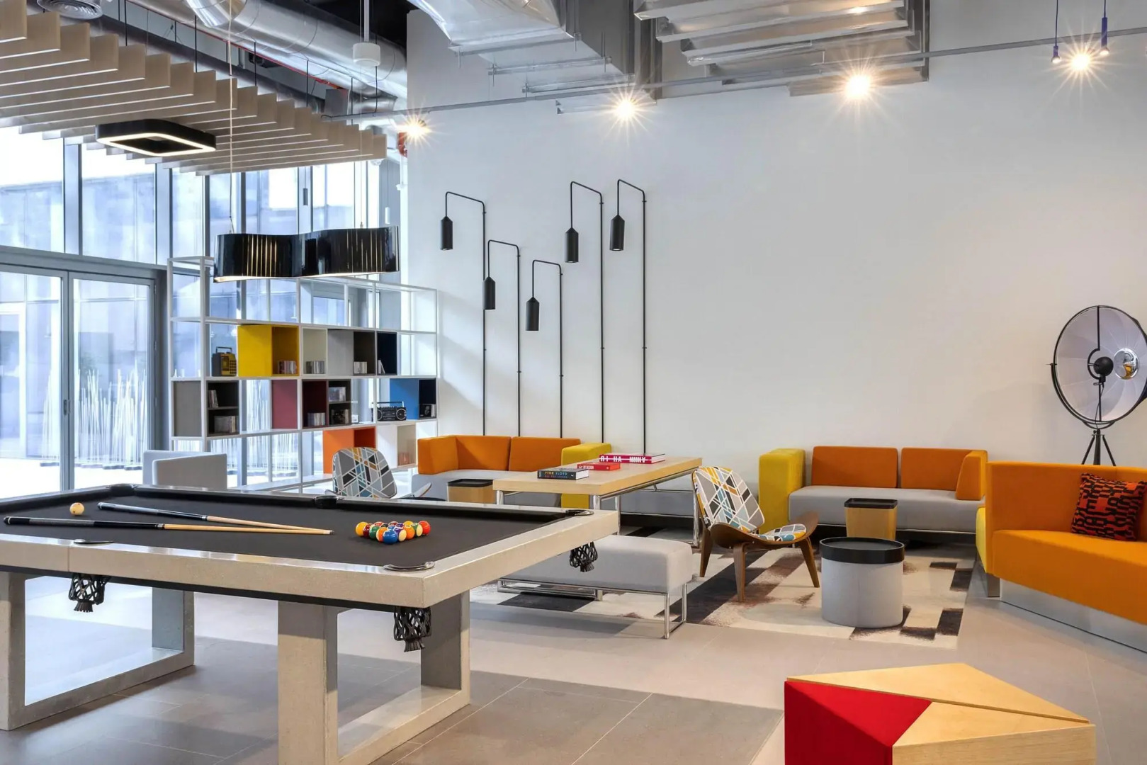 Element Al Mina, Dubai