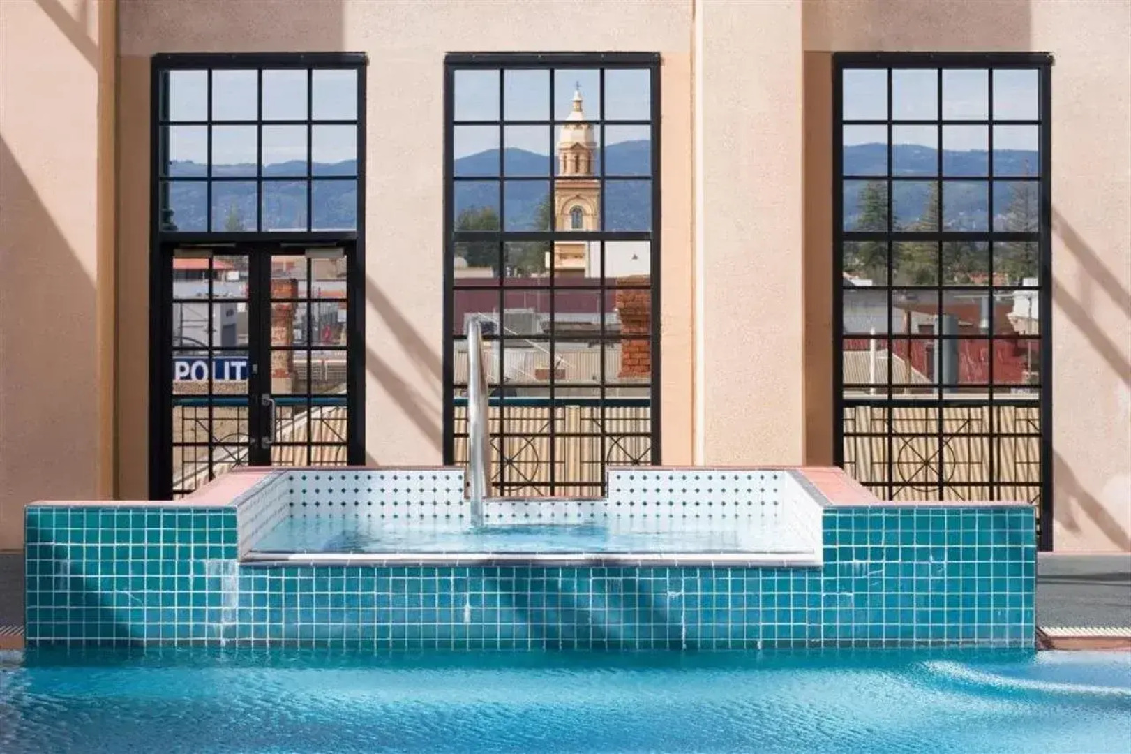 Stamford Grand Adelaide