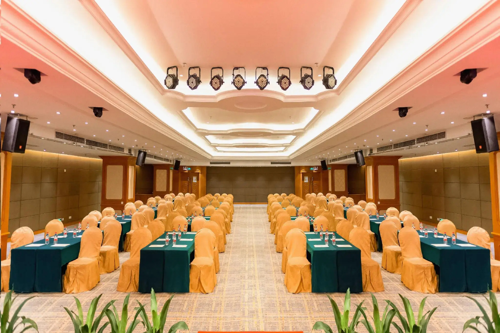 Vienna International Hotel Shenzhen North Station Branch