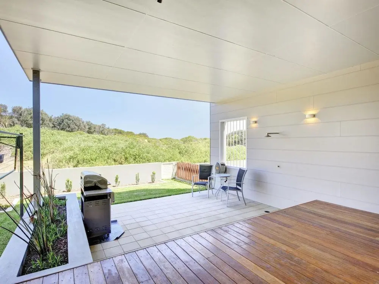 Ocean Views, 41A Ocean Avenue