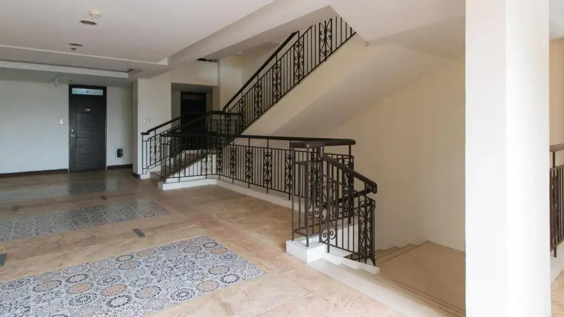 RedDoorz Premium @ Paseo Verde Las Pinas