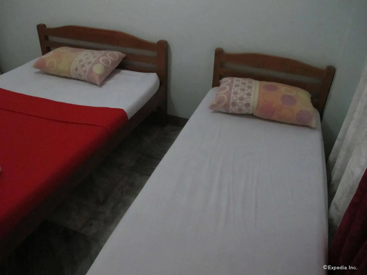 Pere Aristo Guesthouse