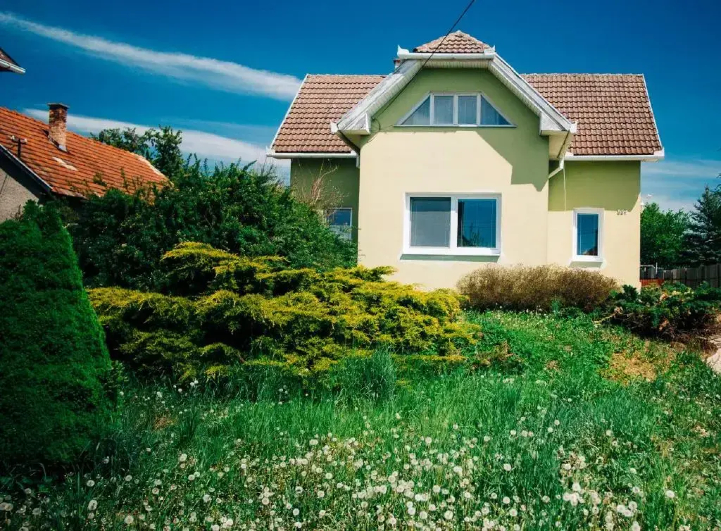 Castle View Village House