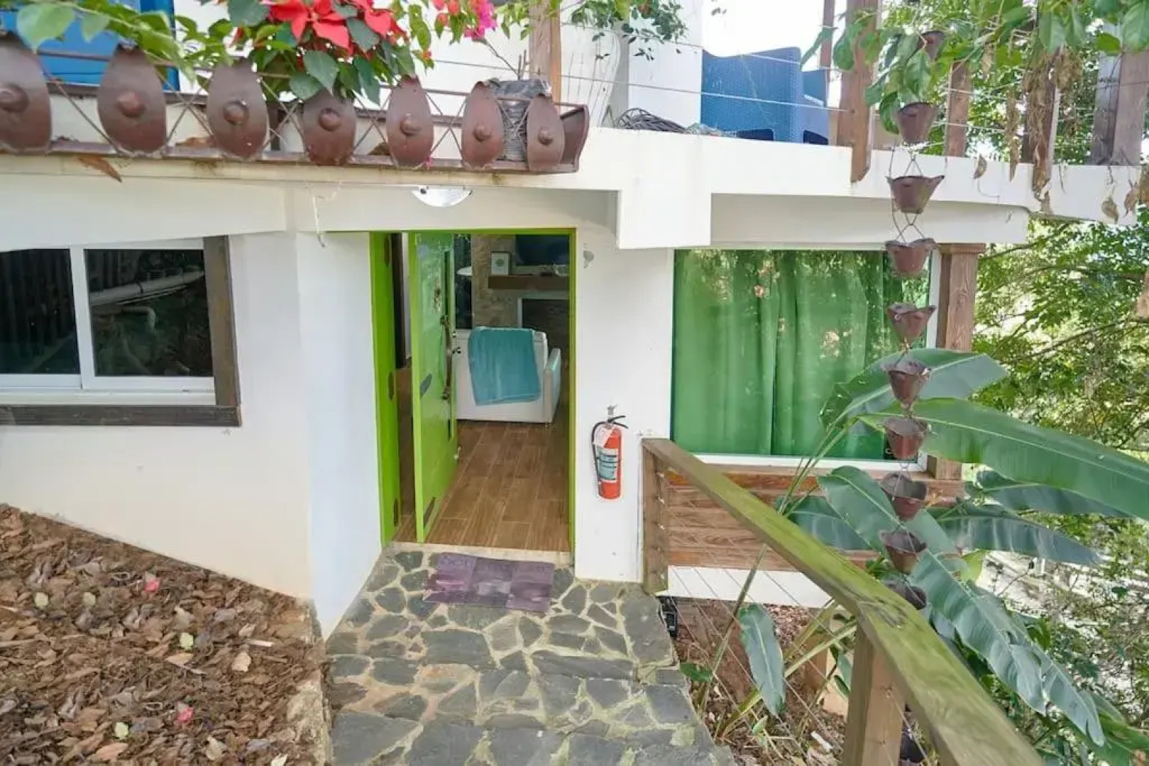 Mansion Dubai-Mountain-Jacuzzi-4BR-Jamaca De Dios