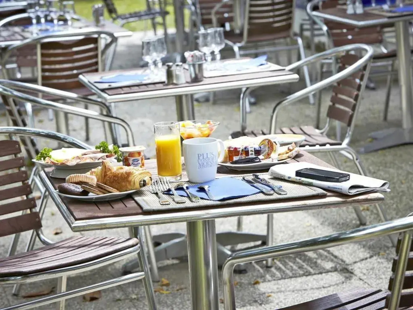 greet Hotel Villeneuve La Garenne