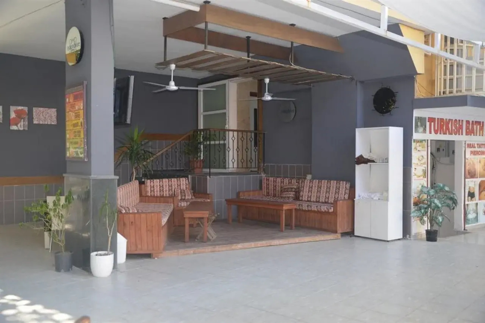 Rose Garden Apart Hotel