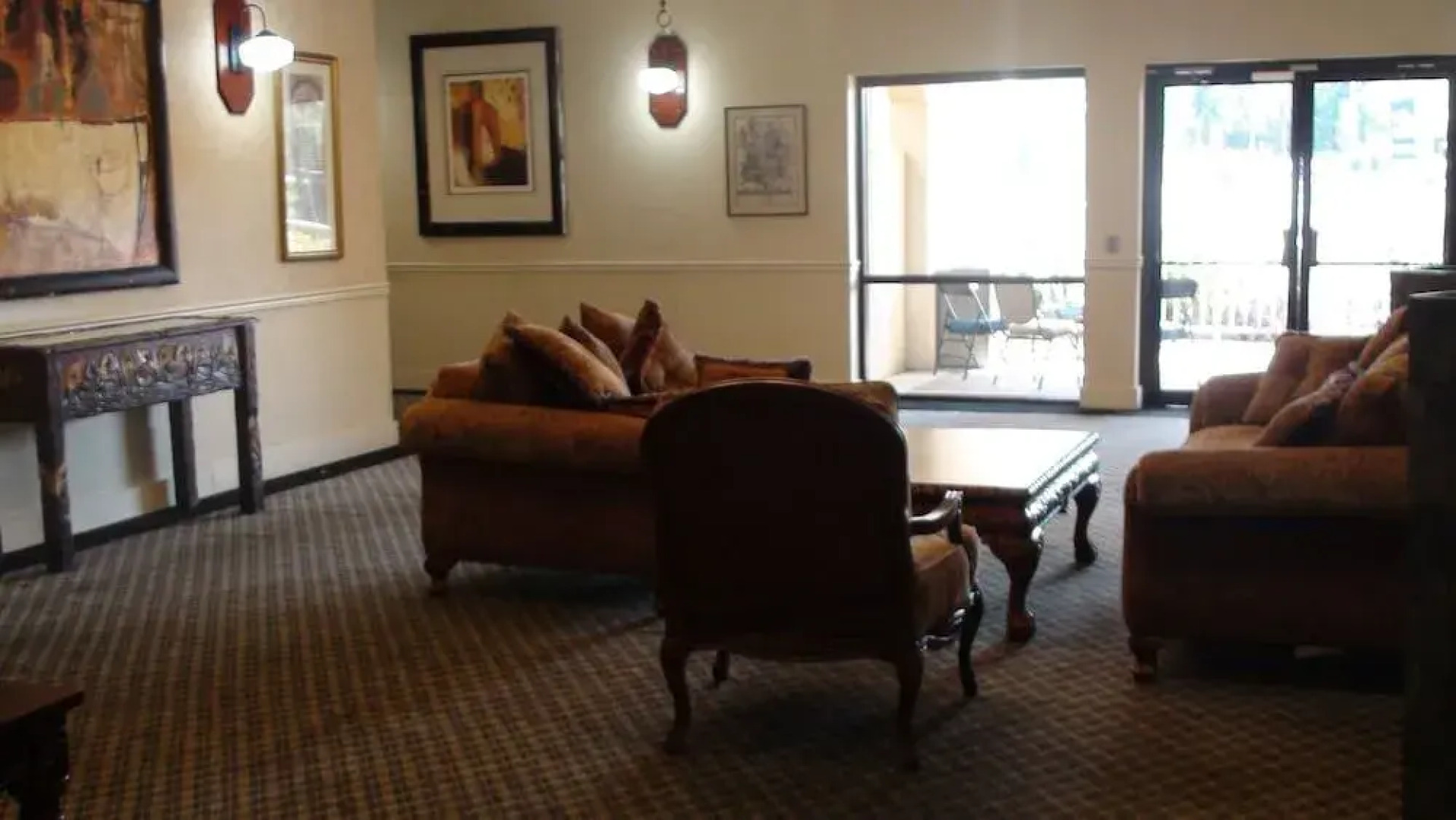 Armstrong Inn and Suites