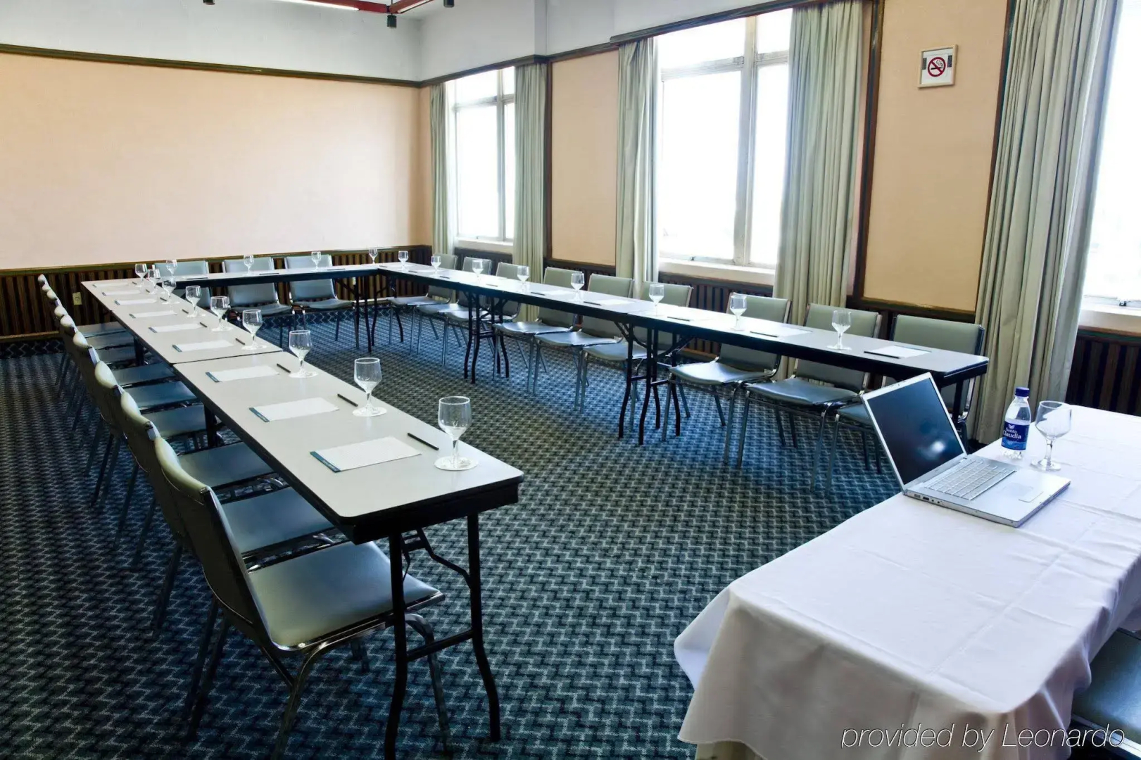 Lord Manaus Hotel