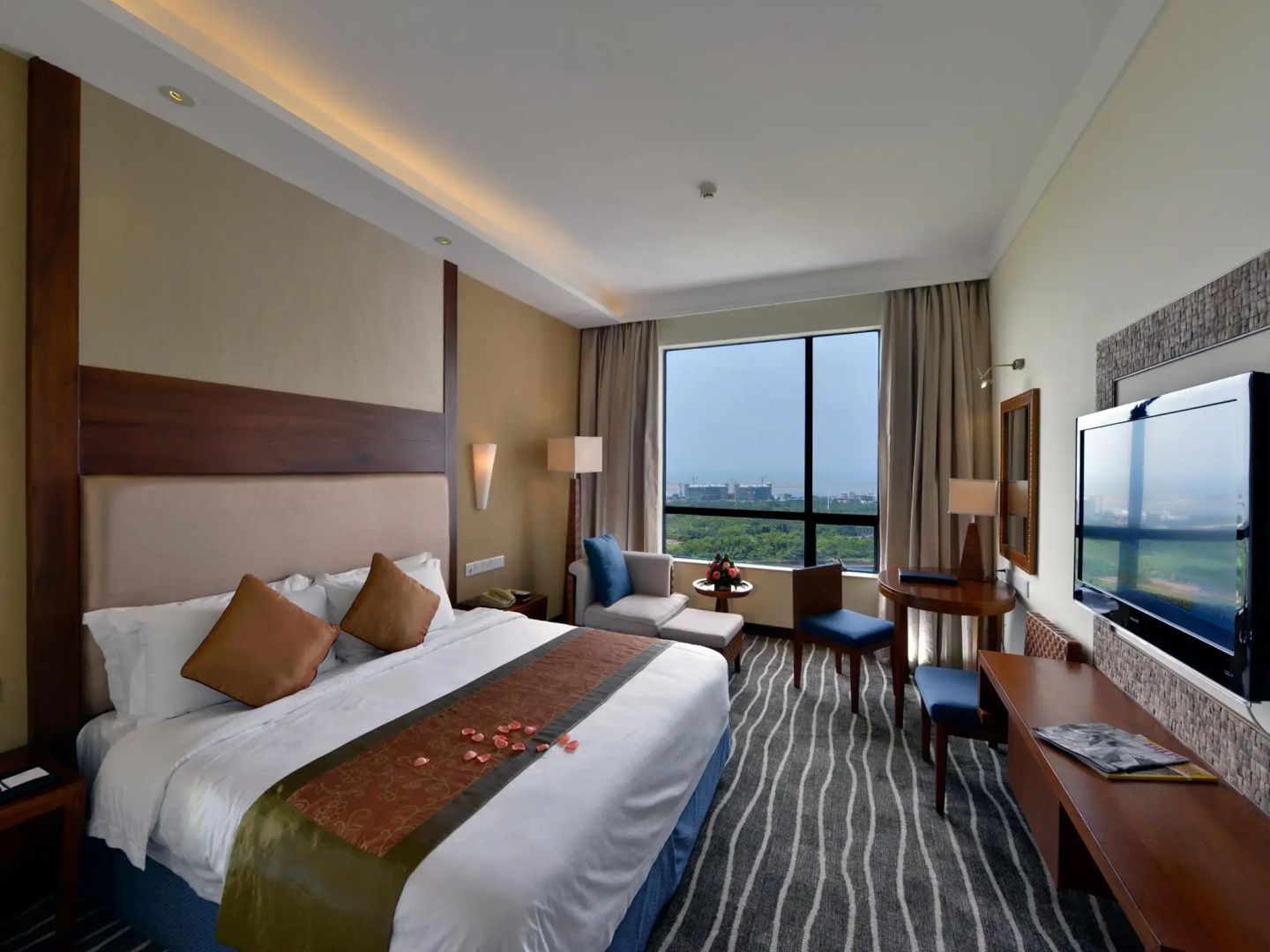 Baohua Harbour View Hotel