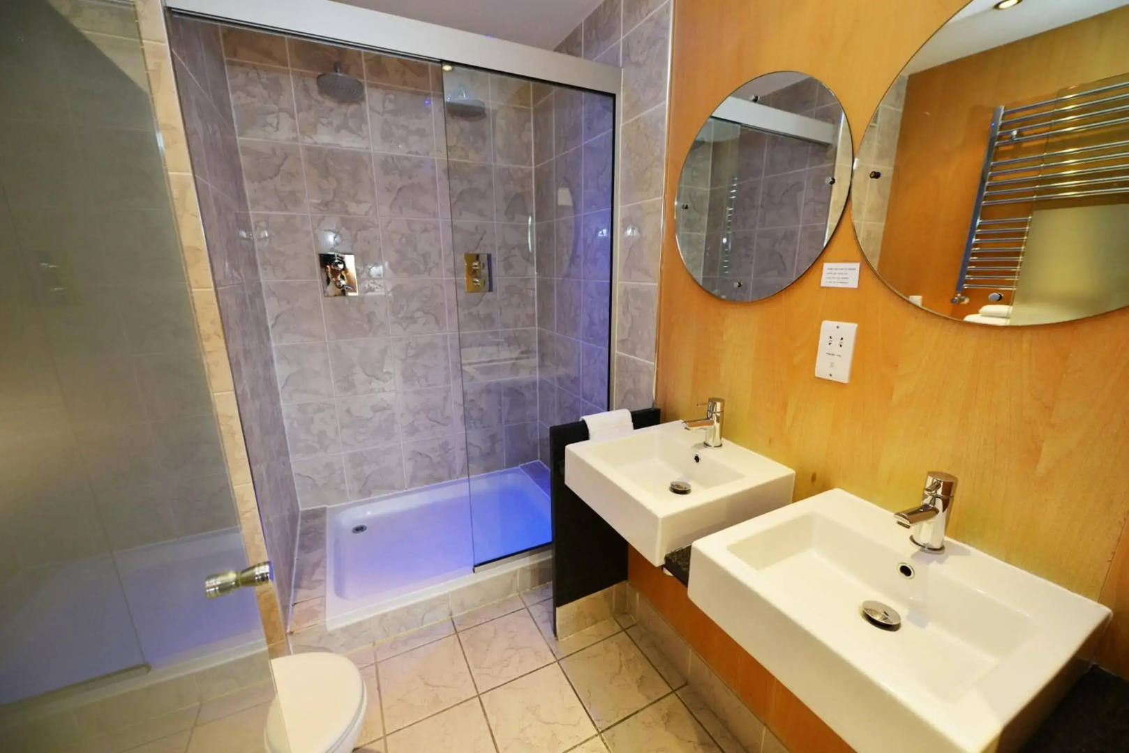 Glynhill Hotel