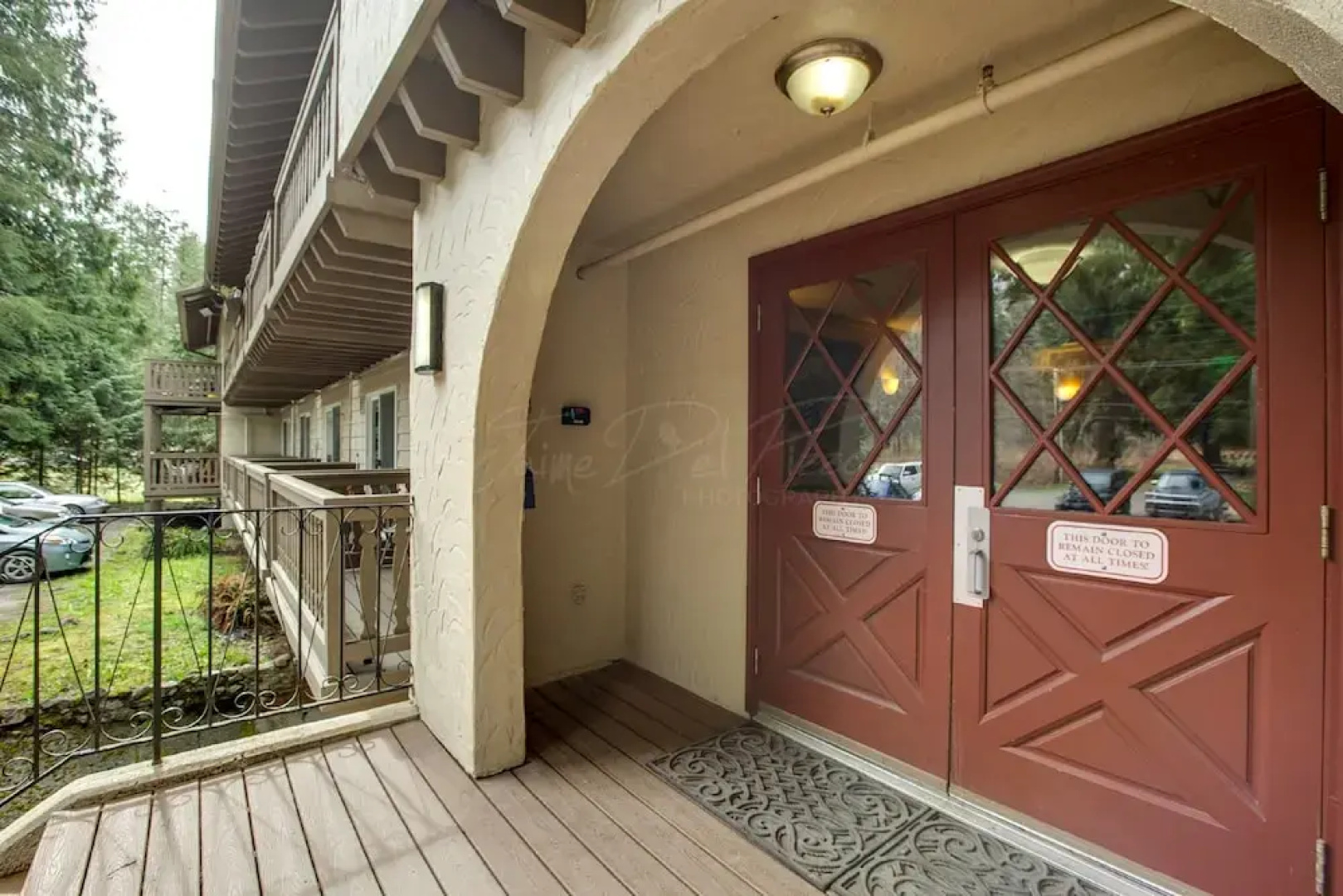 37SLL - Economical - Convenient - Kitchenette - Sleeps 2