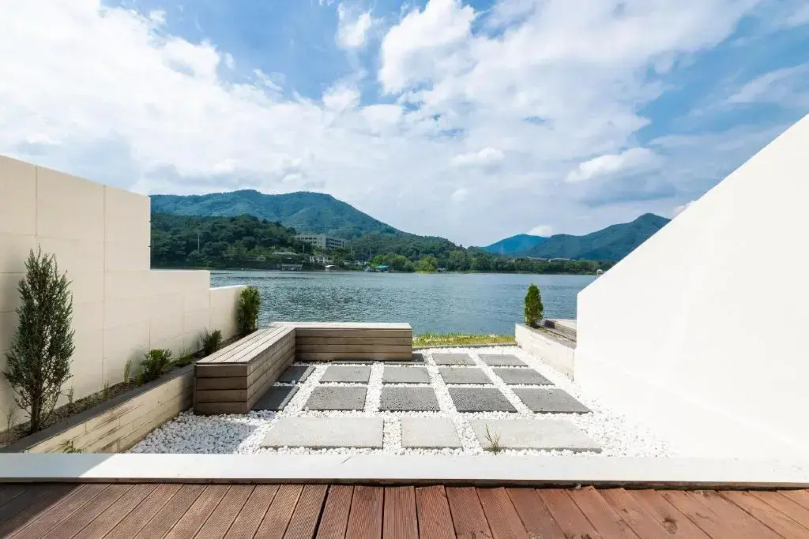 Gapyeong Hotel Suiteian