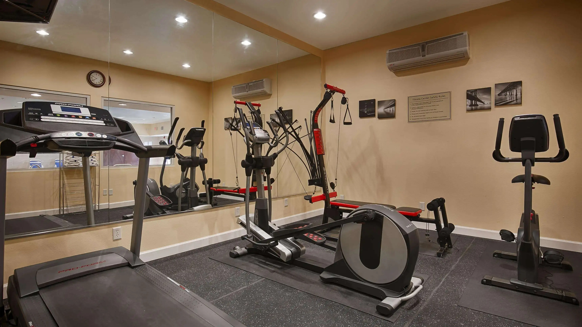 Best Western Plus Manvel Inn & Suites