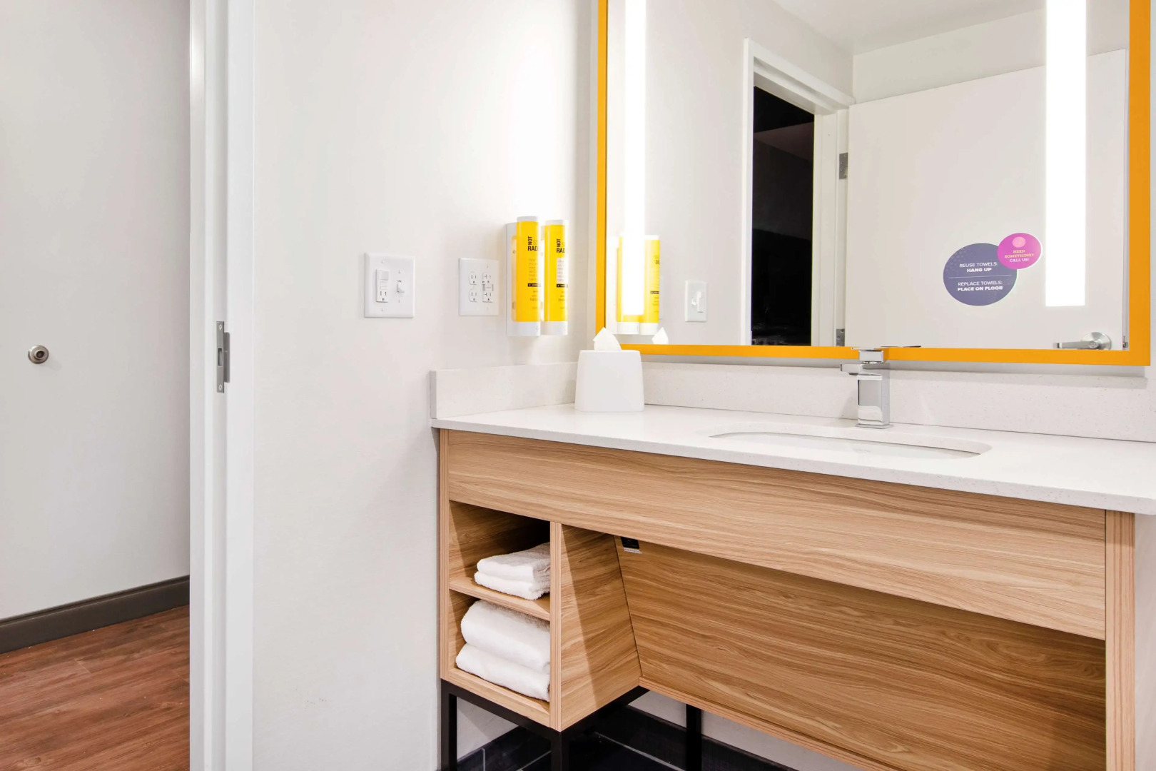 Tru by Hilton Chapel Hill