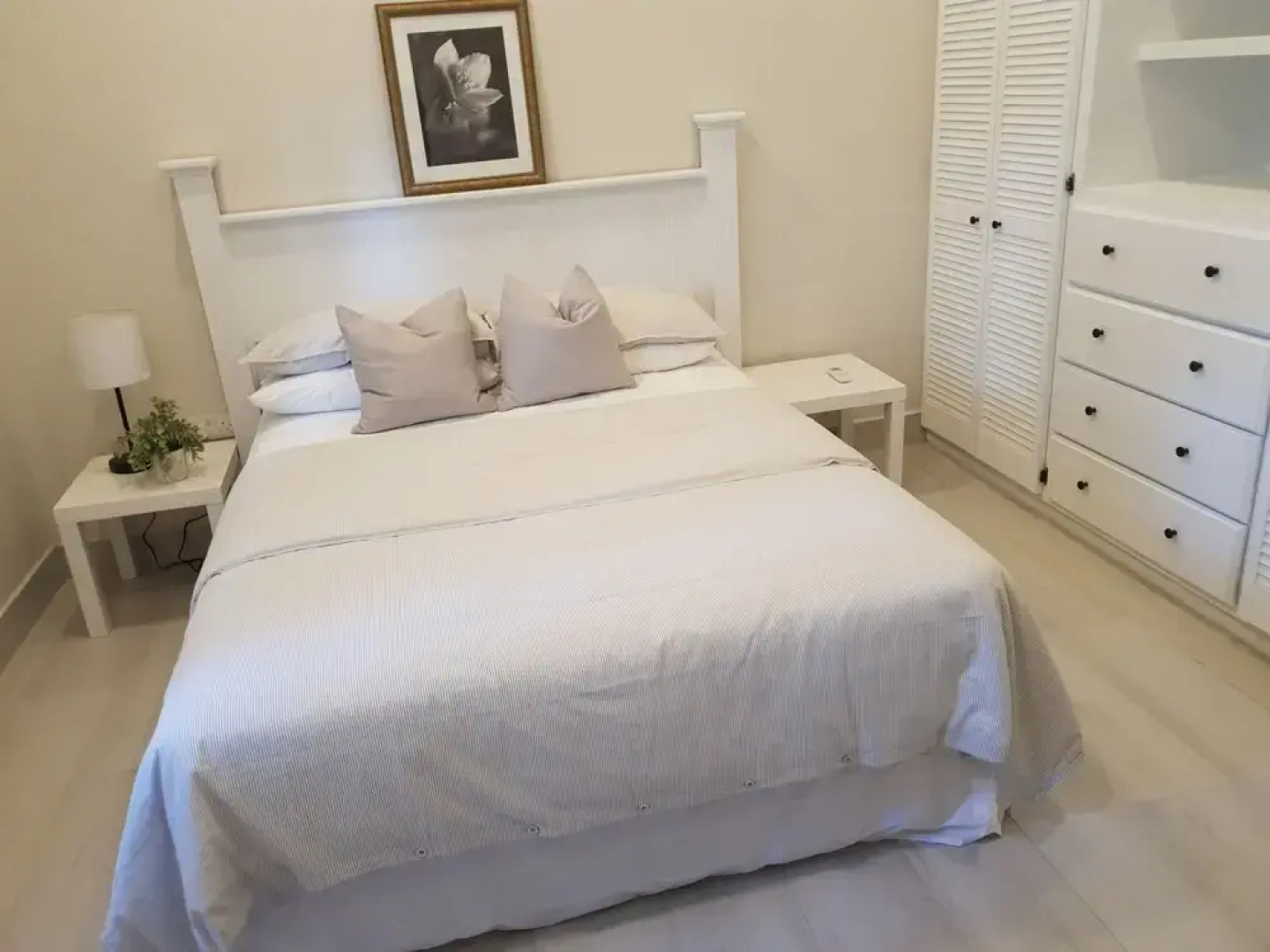The Lane @ Rodney Bay is a newly renovated 3 bedroom house in the heart of Rodney Bay. 3 Home by RedAwning