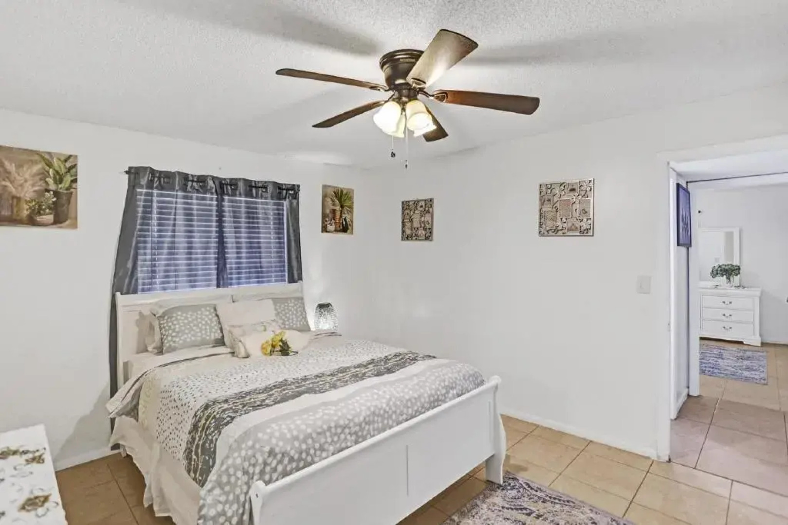 RJ3 guesthouse!Booking