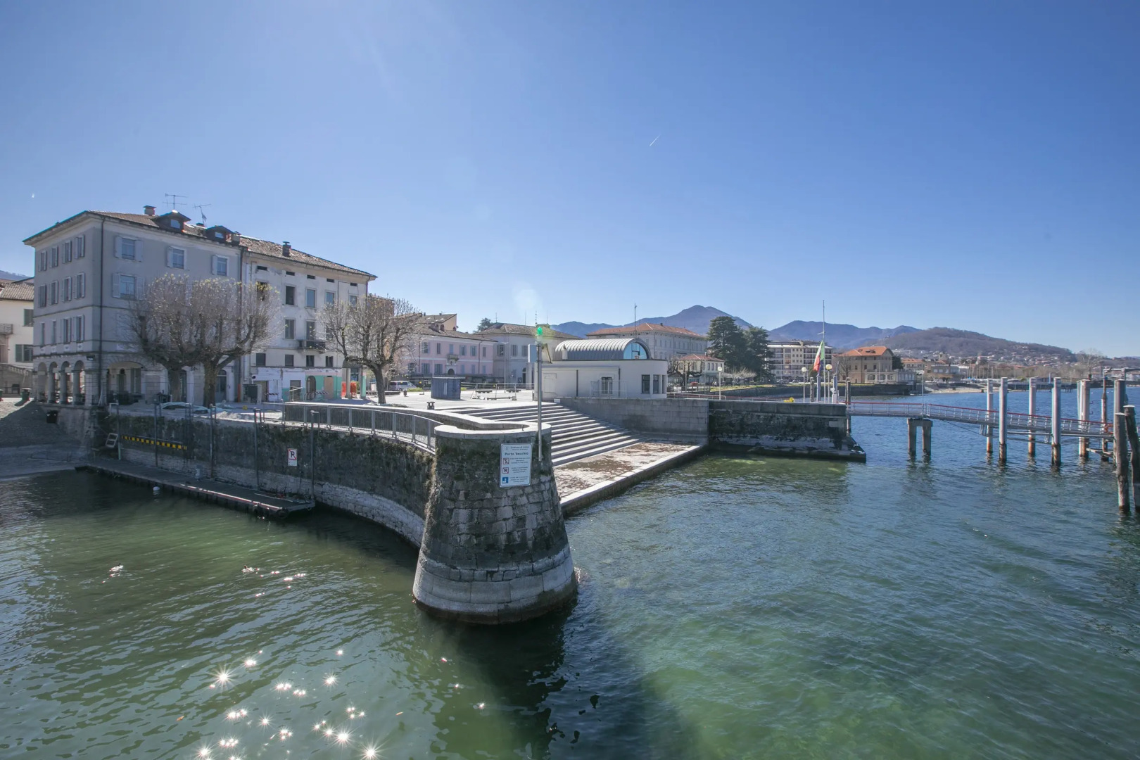 Residenza Gardenia Lake View Luino Center