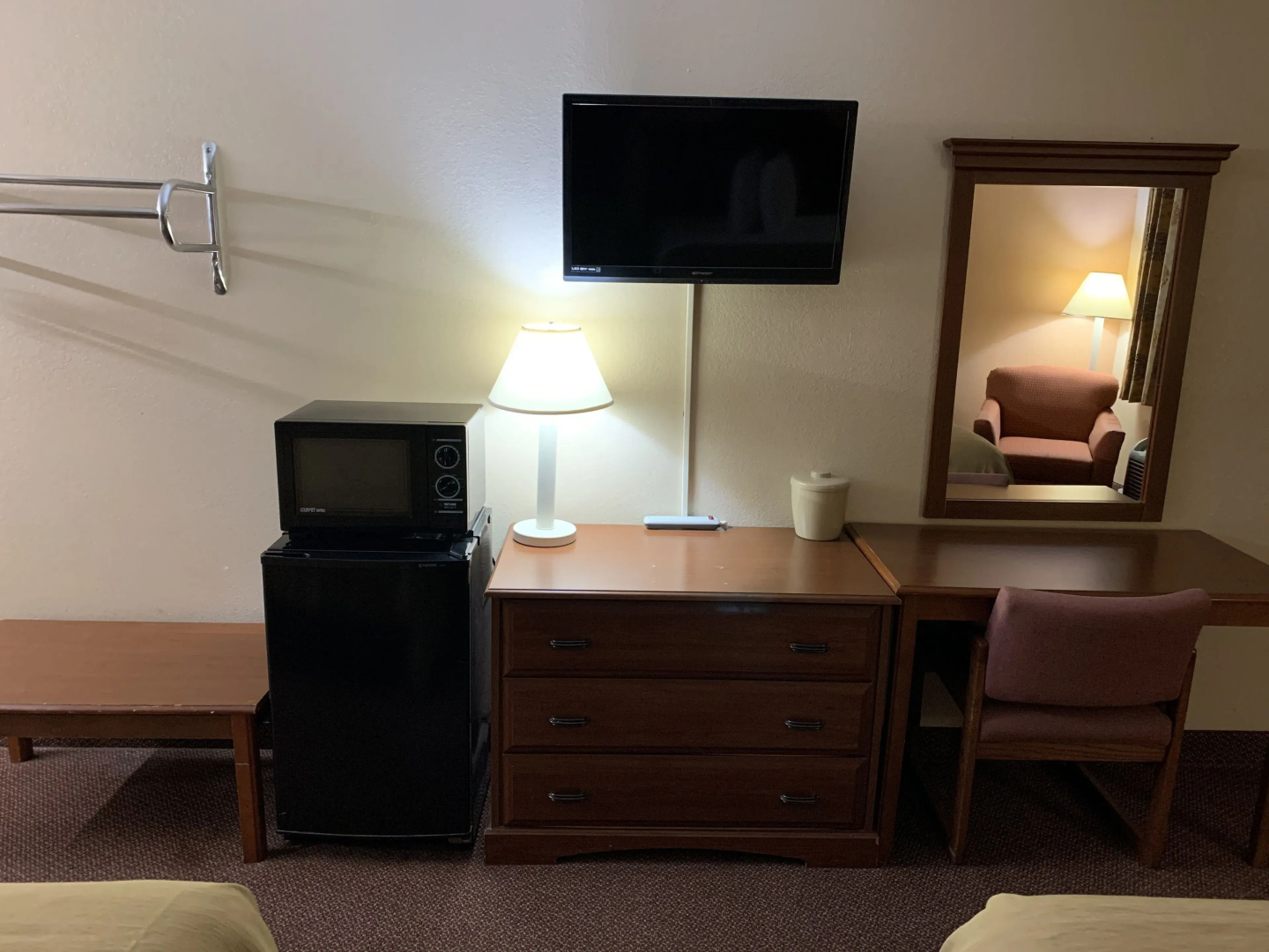 Owensville Motor Inn