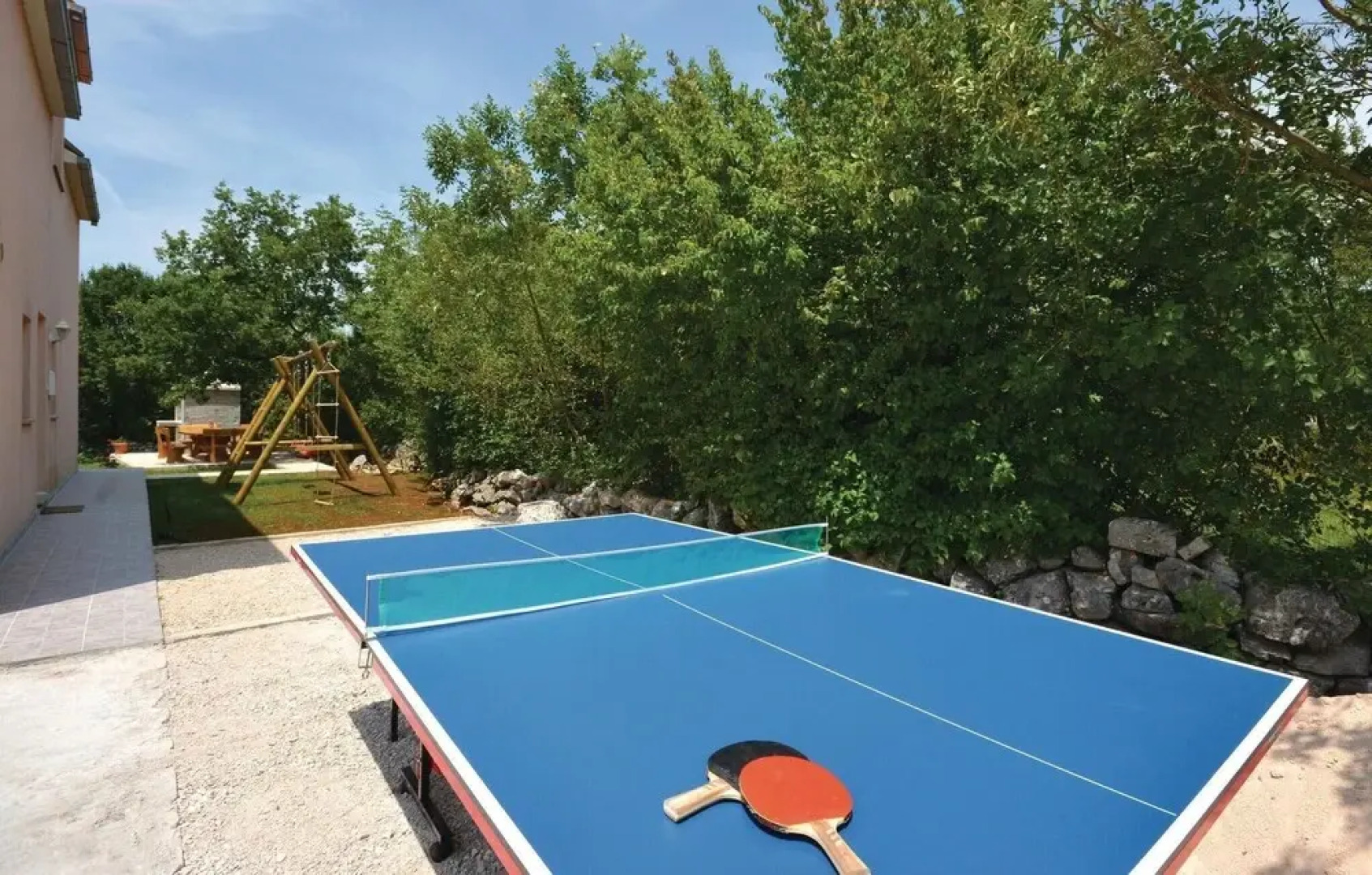 Stunning Home in Dugopolje With Wifi and 4 Bedrooms