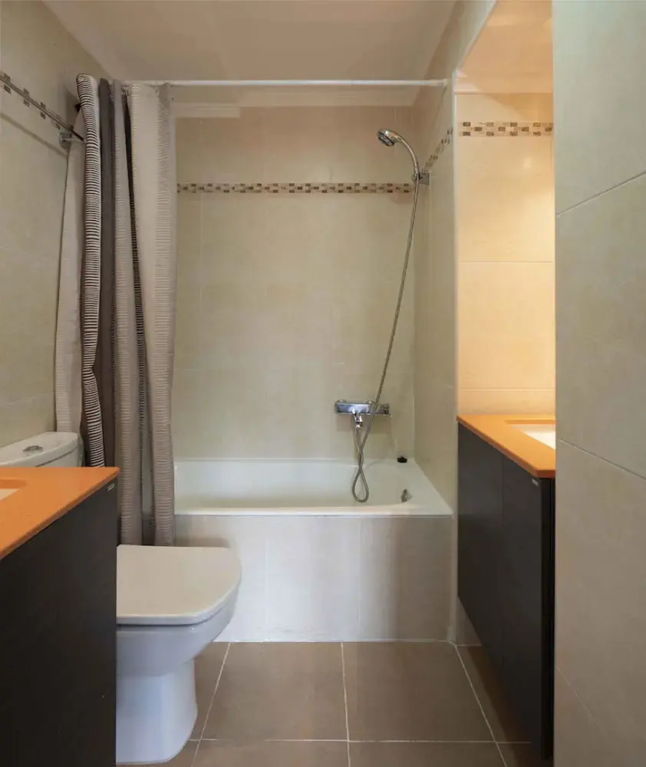 Bilbao By The Sea Ii