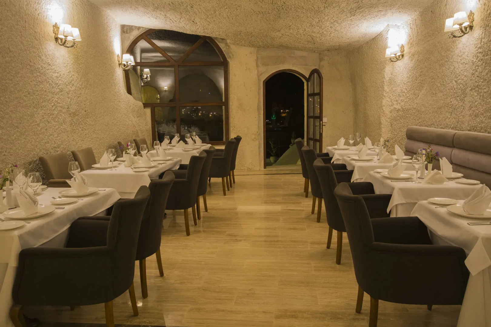 Artemis Cave Suites - Adults Only