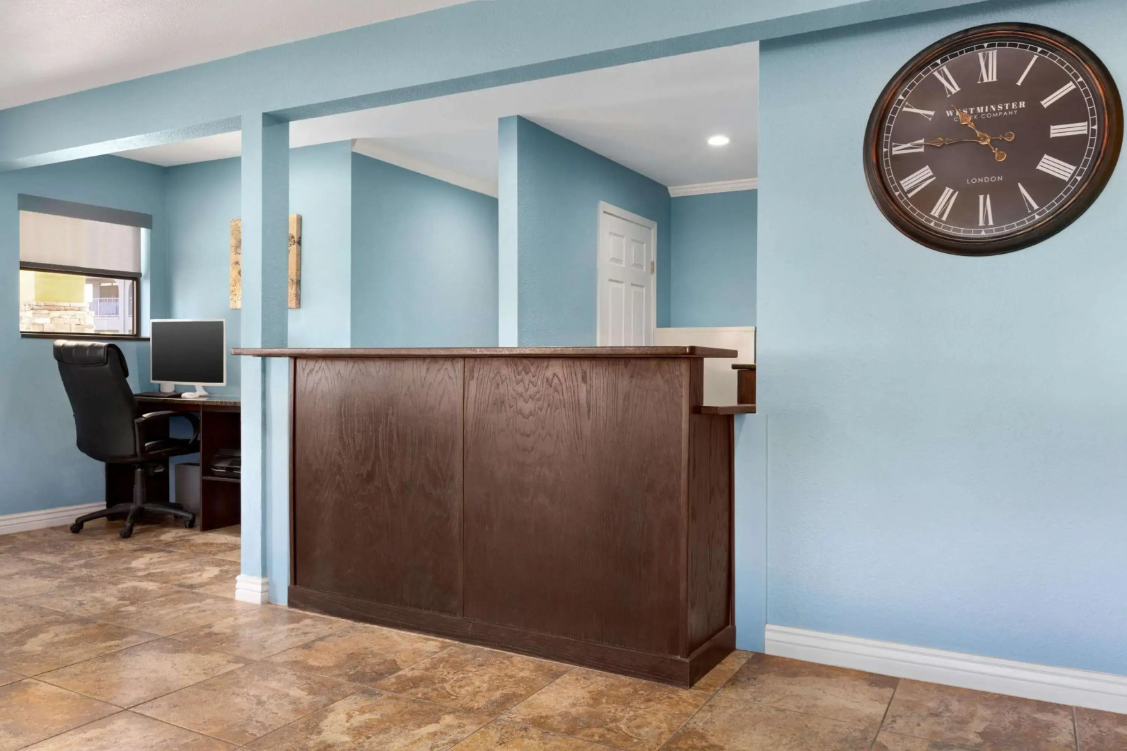 Days Inn by Wyndham Ruidoso Downs