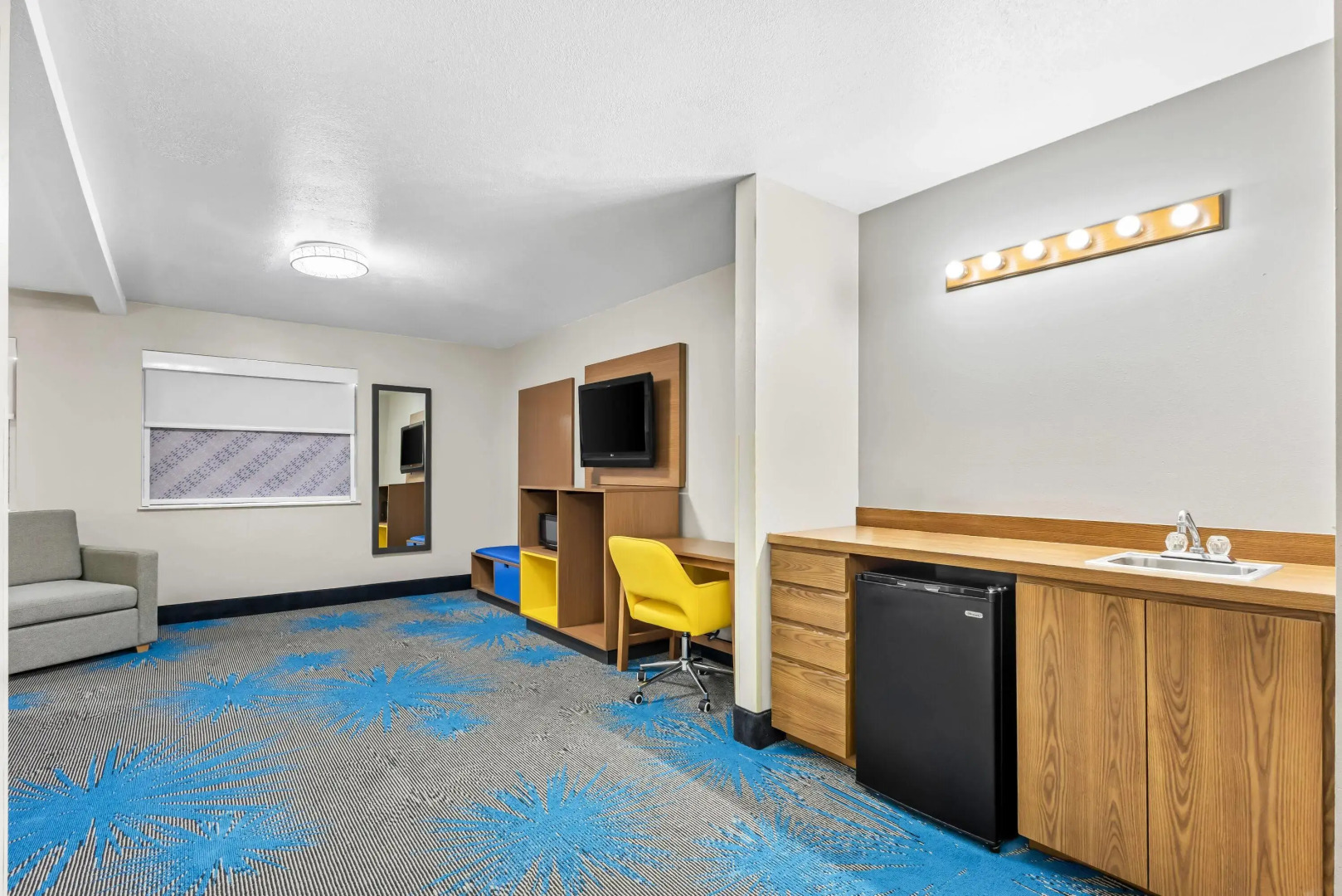 Days Inn by Wyndham Mitchell SD