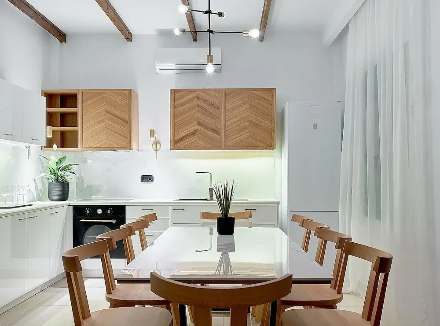 Seafront Villa With Private Pool and Kids Playground 300m From Restaurants