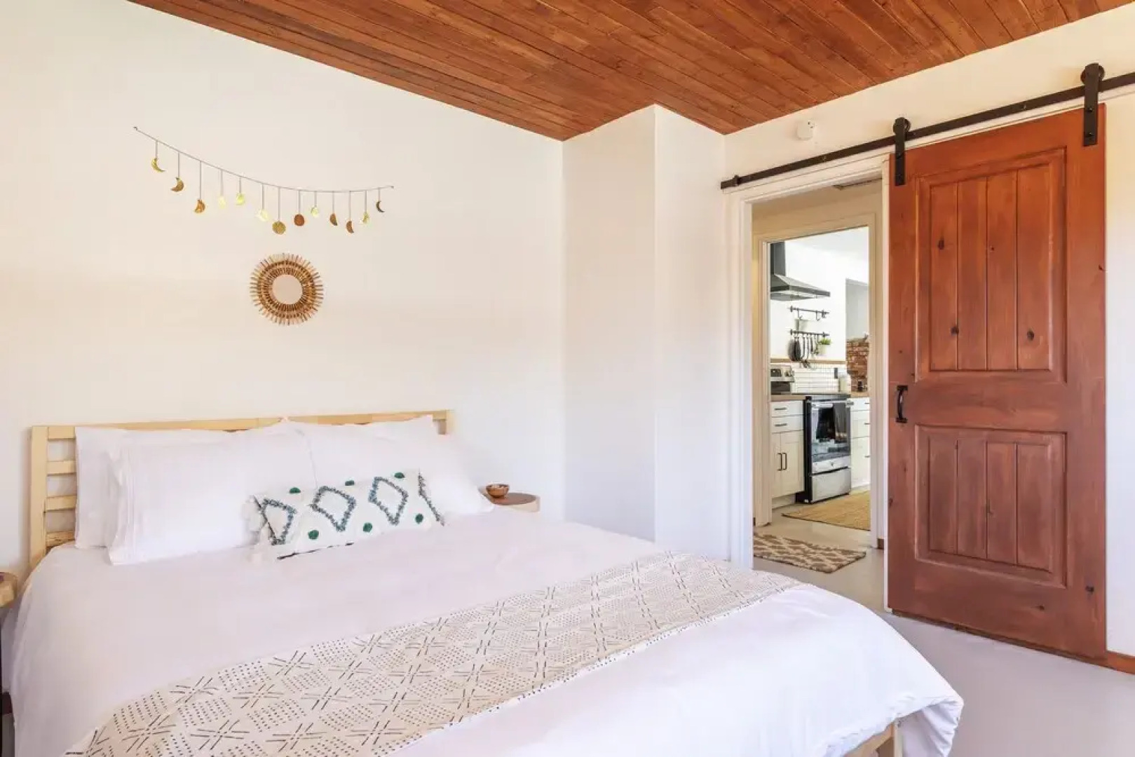 Splash House W/ Private Pool & Fire Pit Dogs Welcome Free 3 Bedroom Home by RedAwning