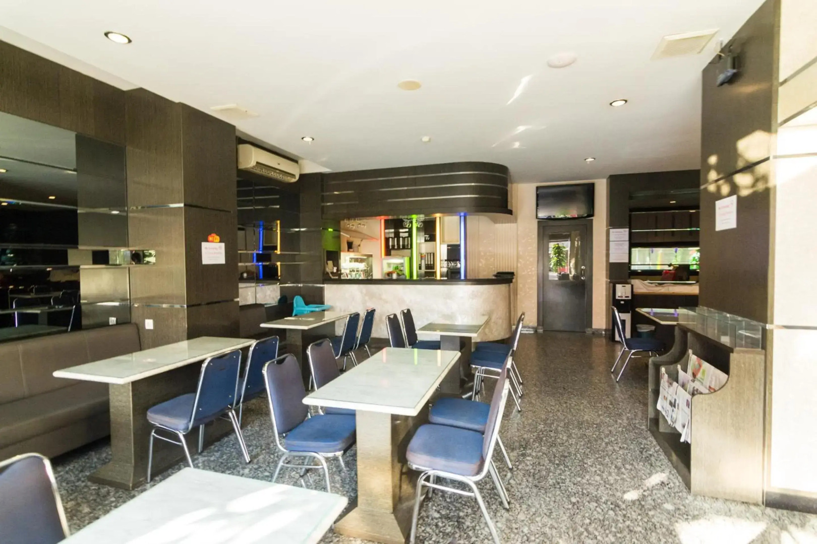 Lovina Inn Nagoya Batam