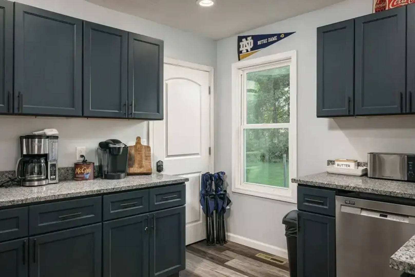 The Lucky Charm   Home of the Fighting Irish  BBQ  Games  3-Bedrooms