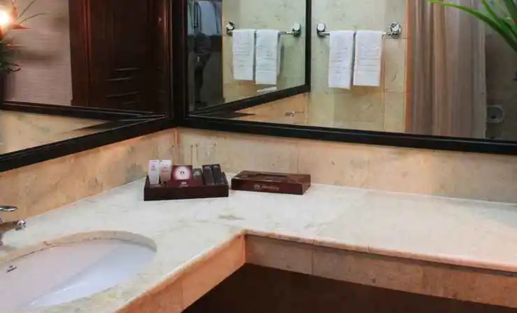 Hotel Danau Toba International