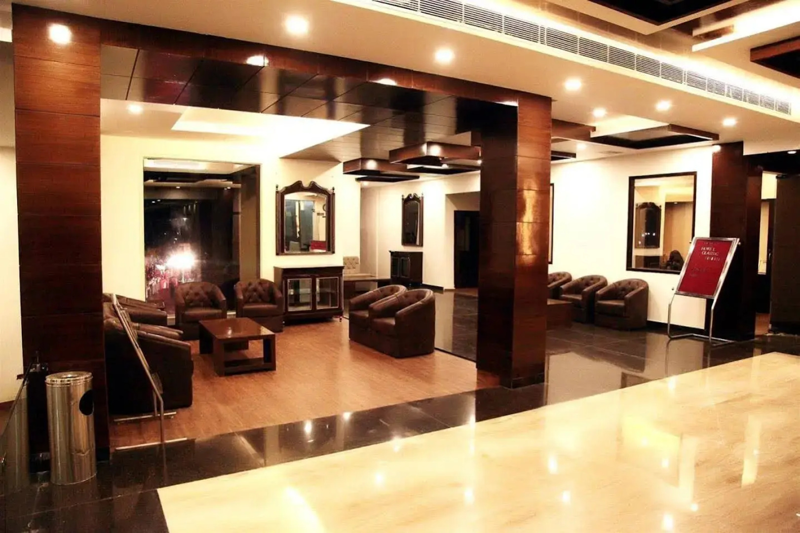 Hotel Classic Residency