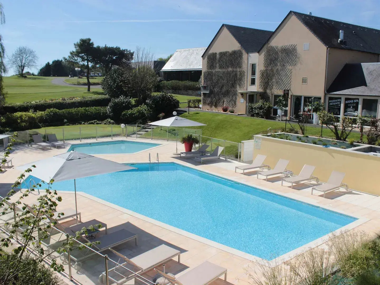 Hotel Mercure Omaha Beach