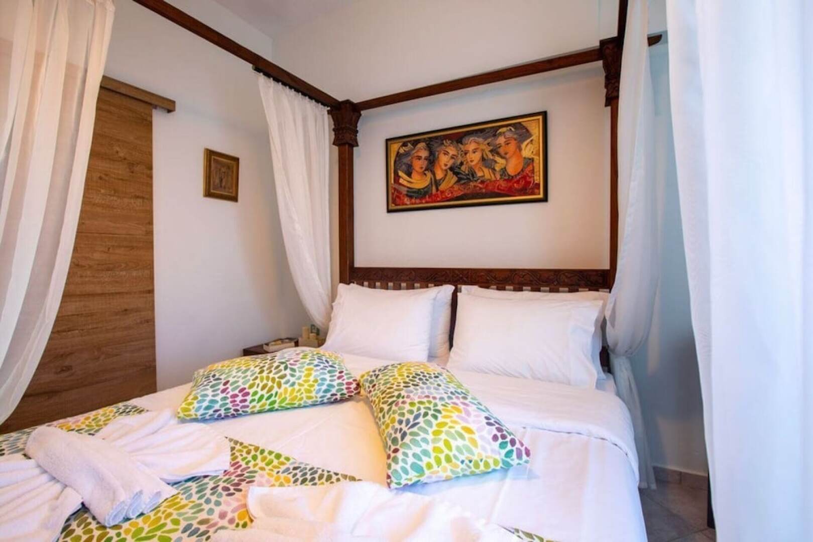 Captivating Bougainvillea Apartment in Panormos