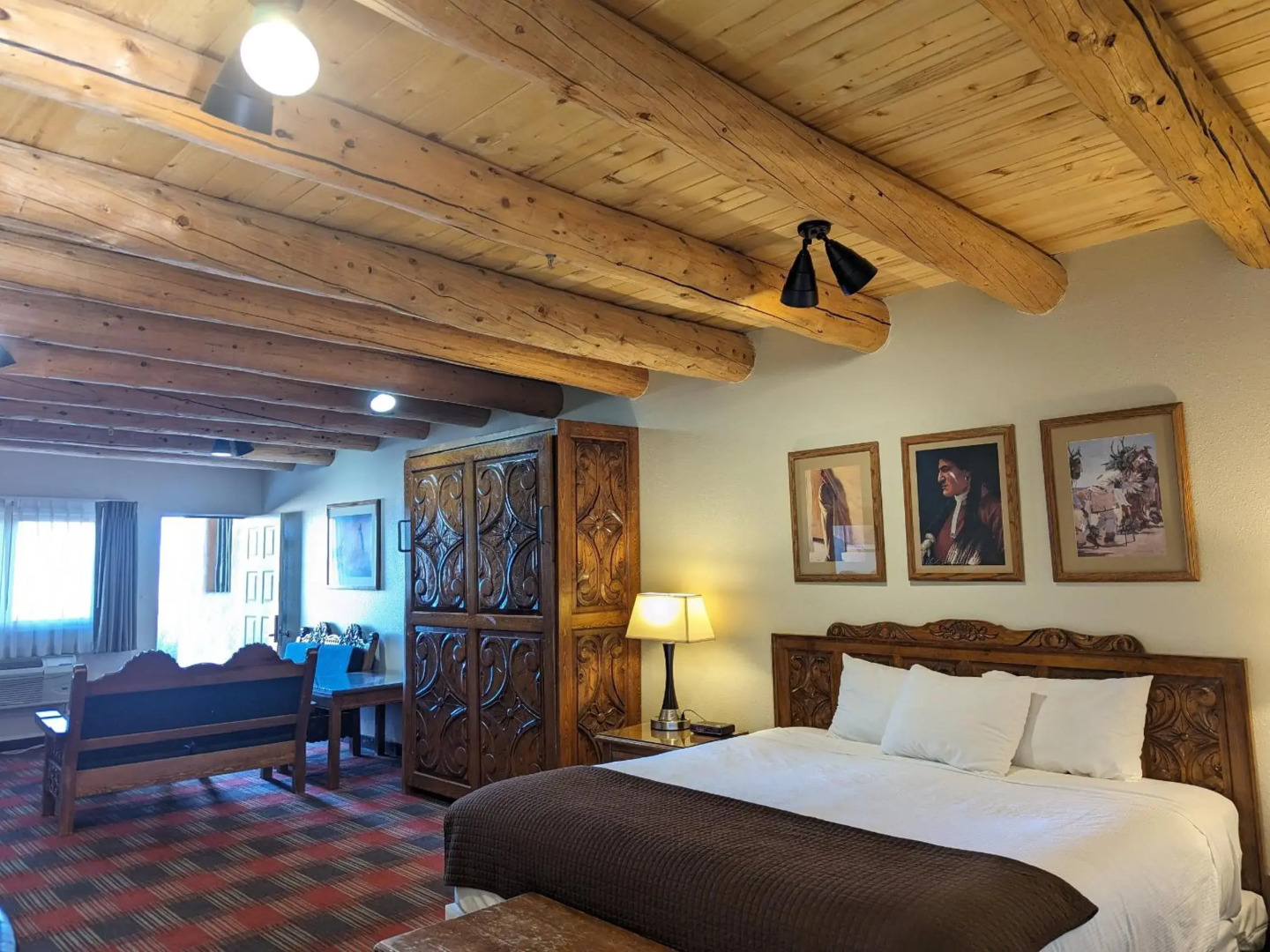 Sagebrush Inn & Suites