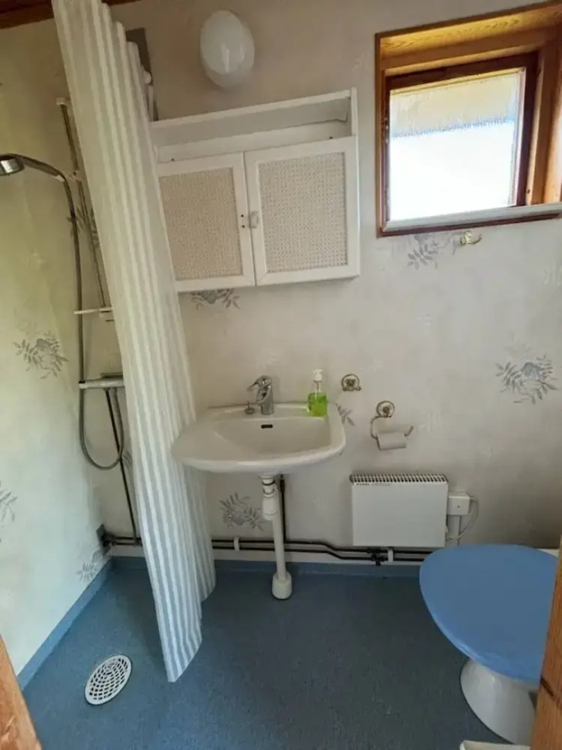 Hälluddens Stugby och Vandrarhem