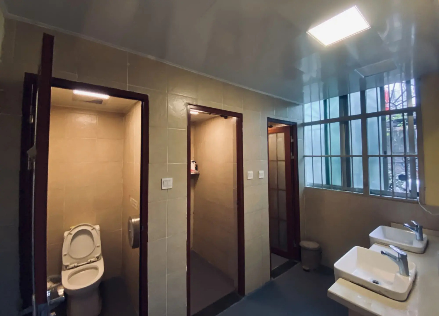 Guilin Cyan Box Hotel