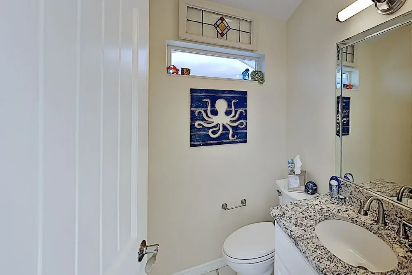 Beautiful River W/ Private Pool, Dock & Beach 3 Bedroom Home