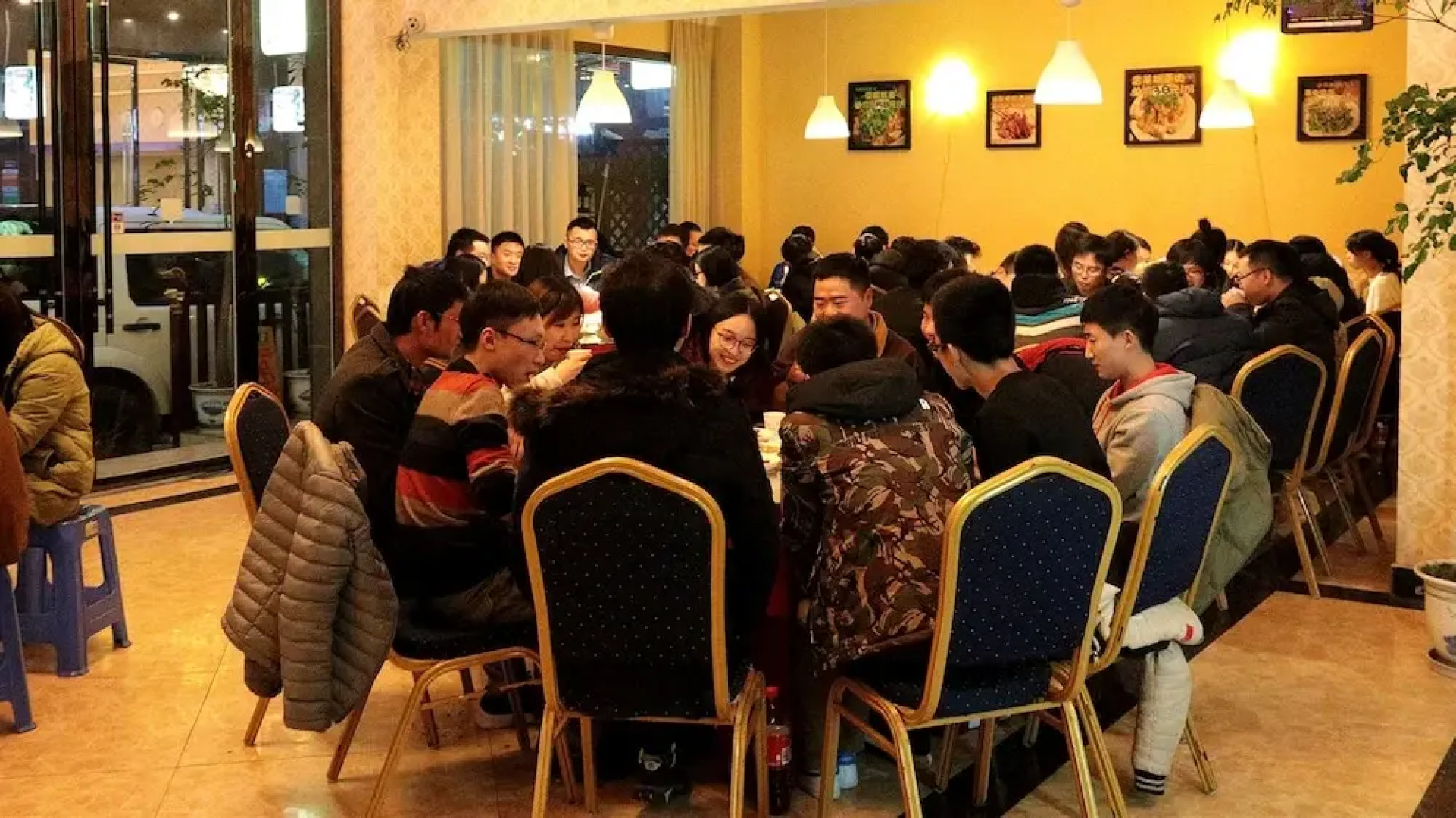 Mount Emei Moon Bay Hotel