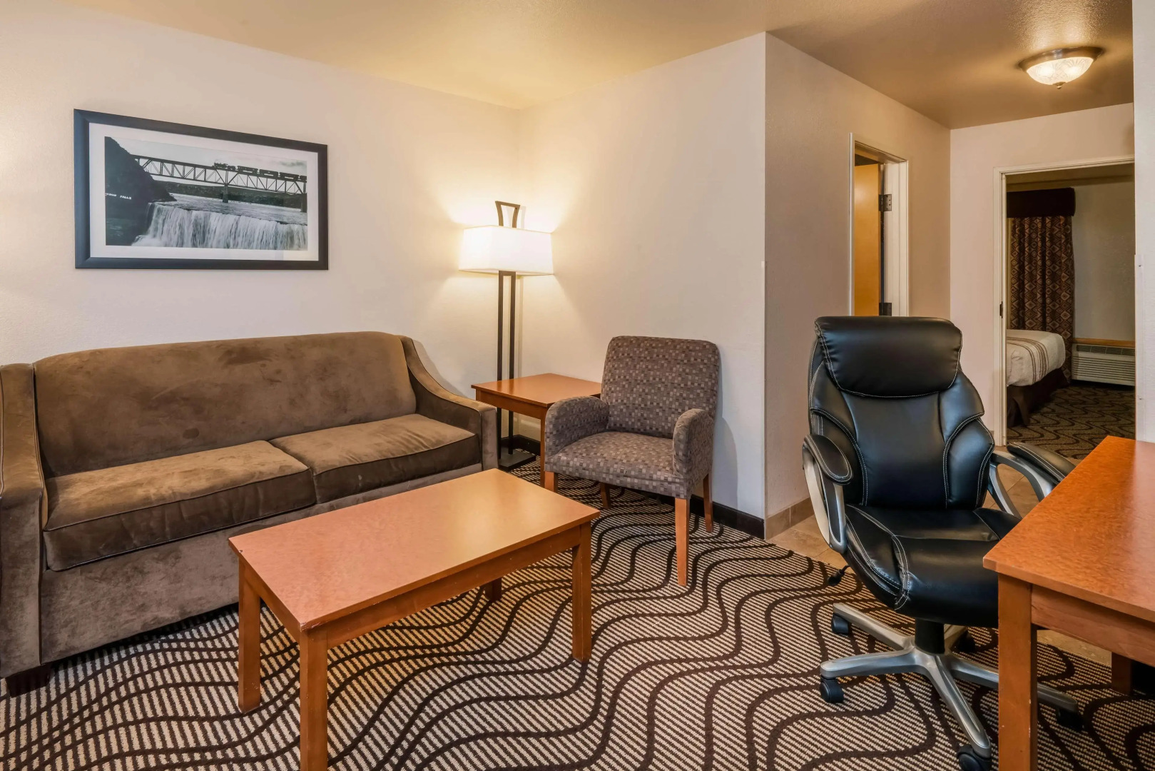 Best Western Plus Riverfront Hotel & Suites