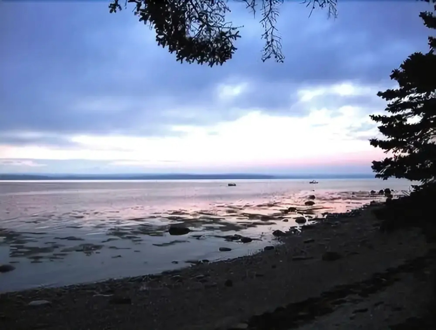 Bayside Retreat - Three Bedroom Cottage