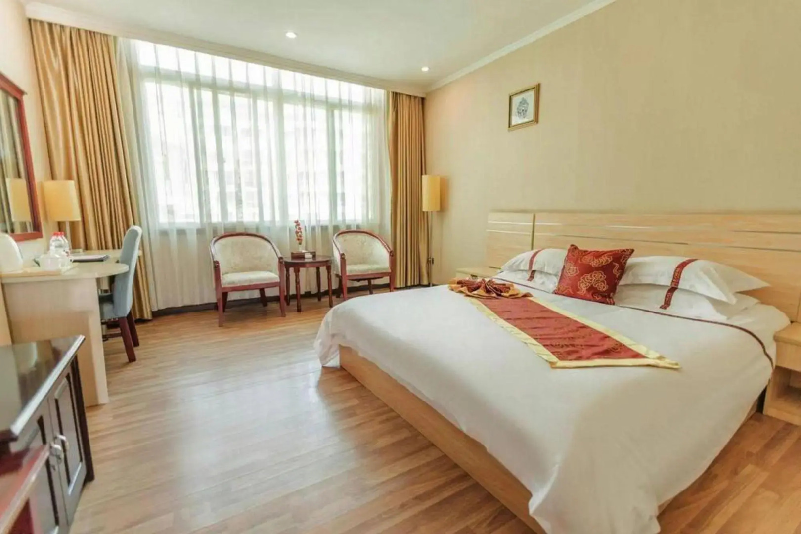 Jianmenguan Hotel