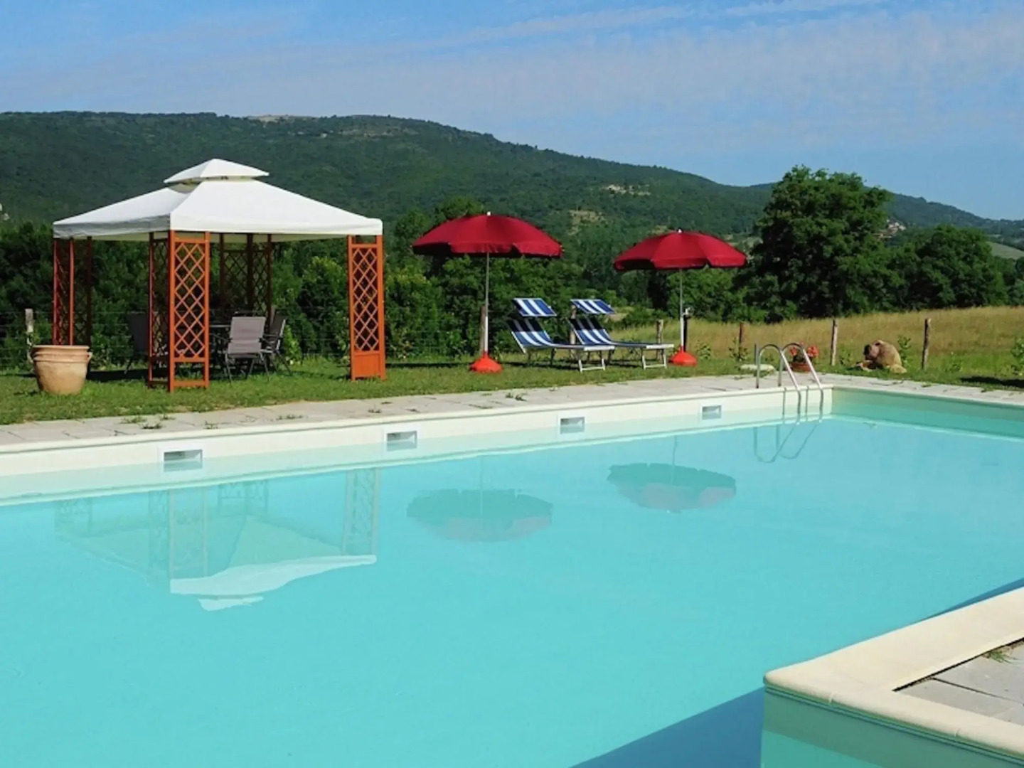 Stunning Farmhouse in Passignano with Swimming Pool