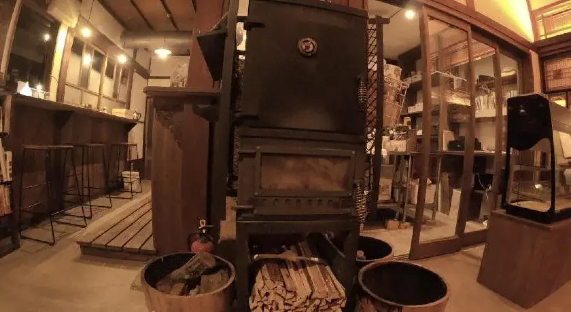 Cafe & Guesthouse Name Came Ono